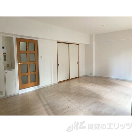 アーバンパーク緑地公園の物件内観写真